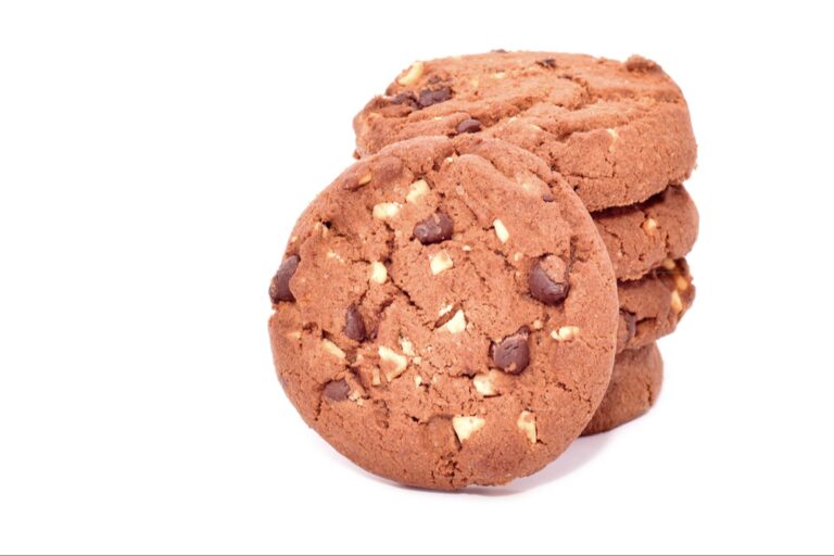 Easy Strawberry White Chocolate Cookies Recipe