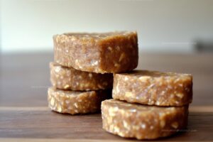 Peanut Butter & Banana Chews For Dogs Recipe