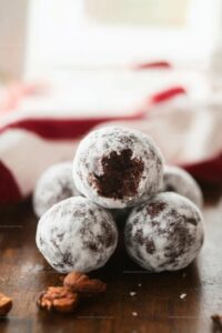 No-Bake Chocolate Bourbon Balls Recipe