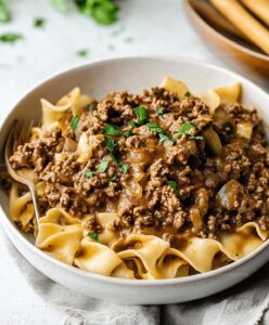 Easy Ground Beef Stroganoff Recipe