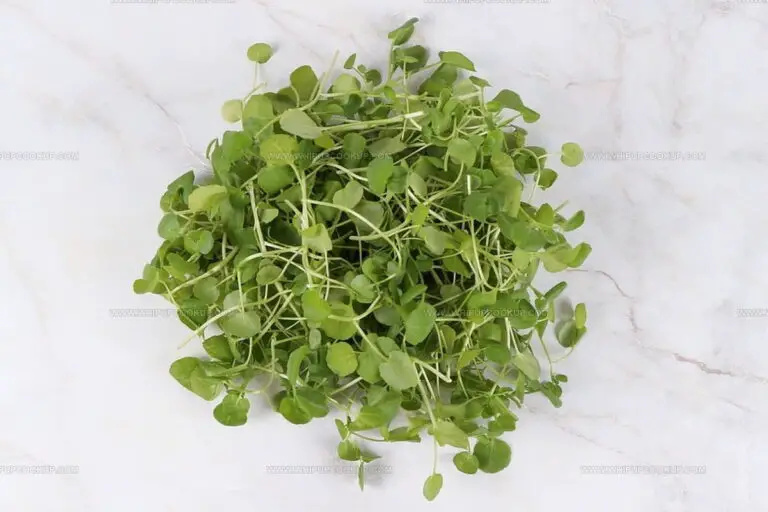 What Does Watercress Taste Like? A Zingy Green Adventure!