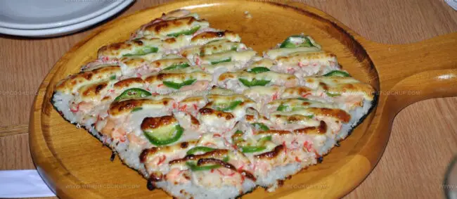Sushi Pizza